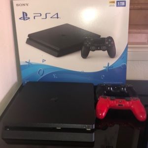 I am selling My PlayStation 4 Slim 1tb.